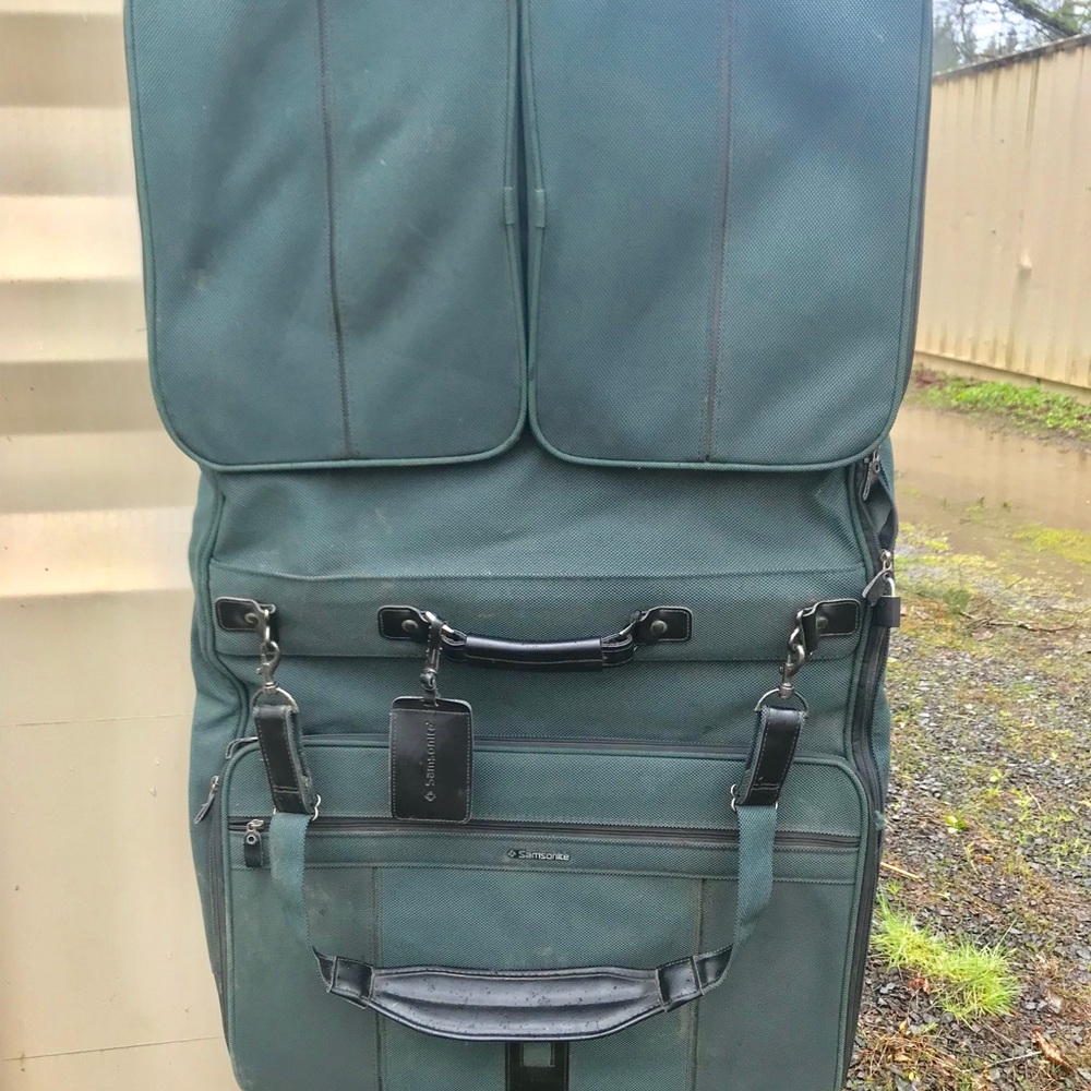 Samsonite garment bag